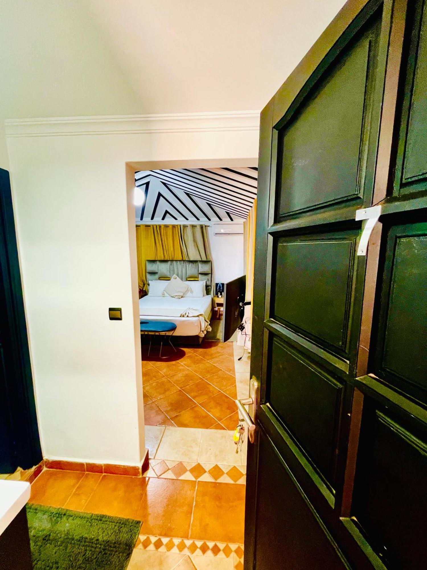 Riad Douirtna Marrakesh Bagian luar foto